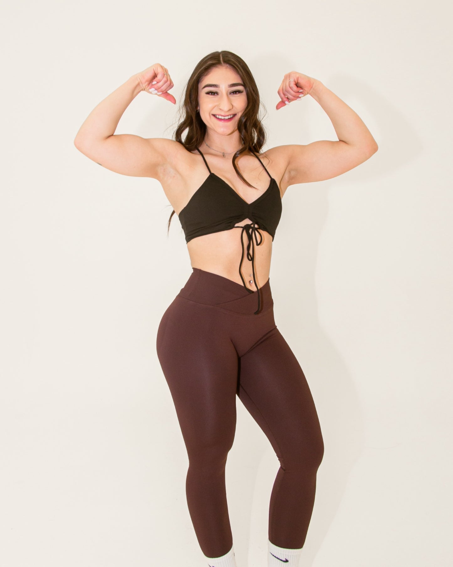 Lace-Up Scrunchie sports bra Black