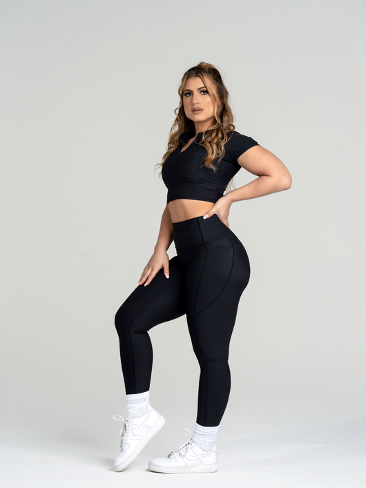 Black ribbed leggings